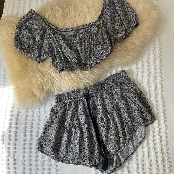 ANTHROPOLOGIE MATCHING SET - Picture 6 of 7
